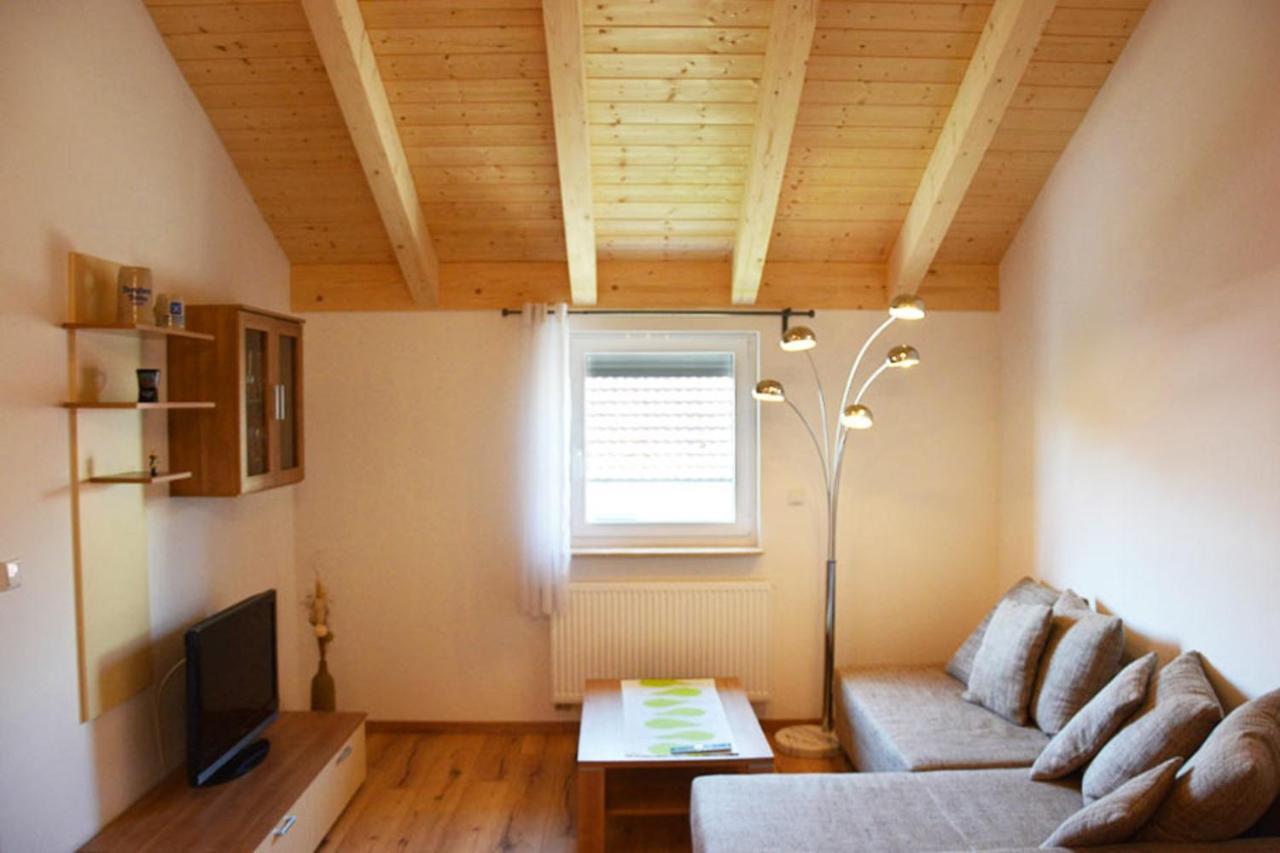 Appartment Vogel Ferienwohnungen Zirndorf Exteriör bild